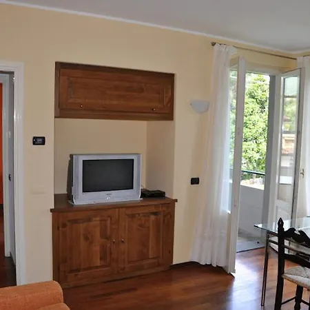 Apartment Casa Dina *